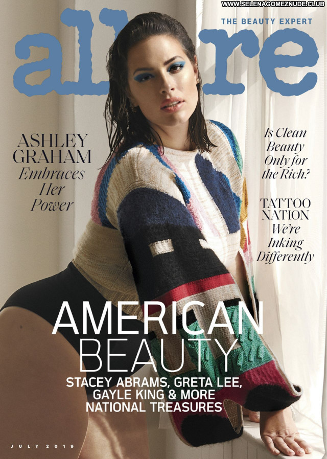 Ashley Graham No Source Celebrity Sexy Beautiful Babe Posing Hot