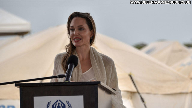 Angelina Jolie No Source Sexy Beautiful Celebrity Posing Hot Babe