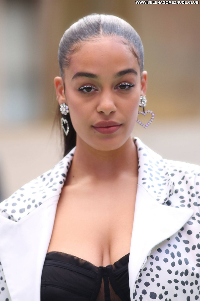 Jorja Smith No Source Celebrity Posing Hot Sexy Babe Beautiful