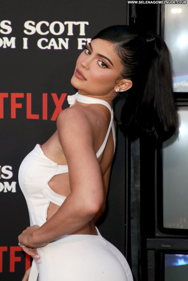Kylie Jenner No Source Posing Hot Sexy Babe Celebrity Beautiful