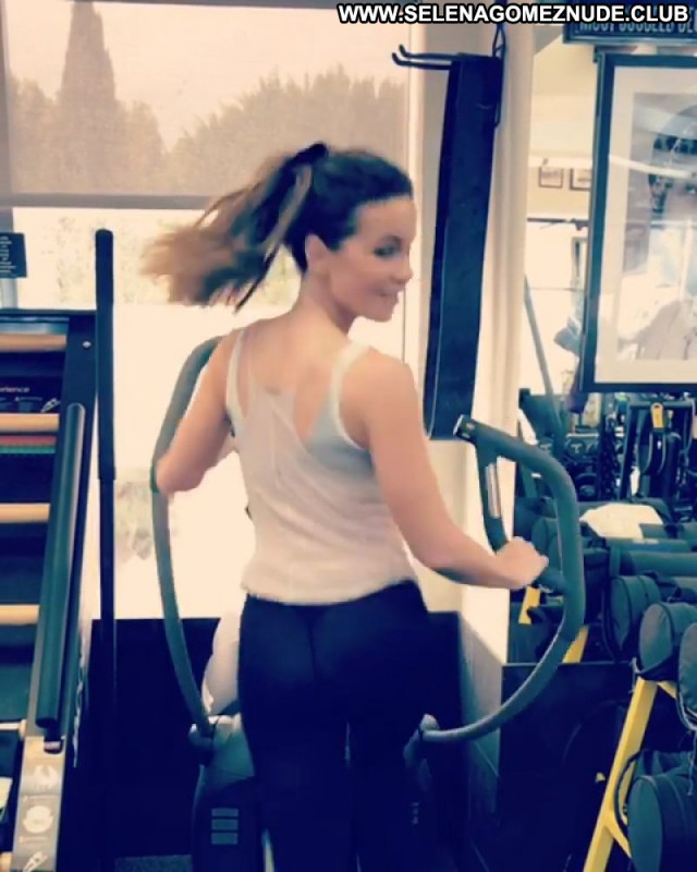 Kate Beckinsale No Source Beautiful Babe Sexy Posing Hot Celebrity