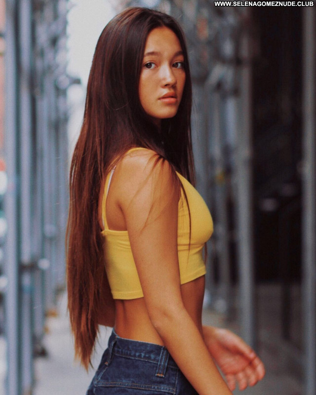 Lily Chee No Source Celebrity Babe Posing Hot Sexy Beautiful