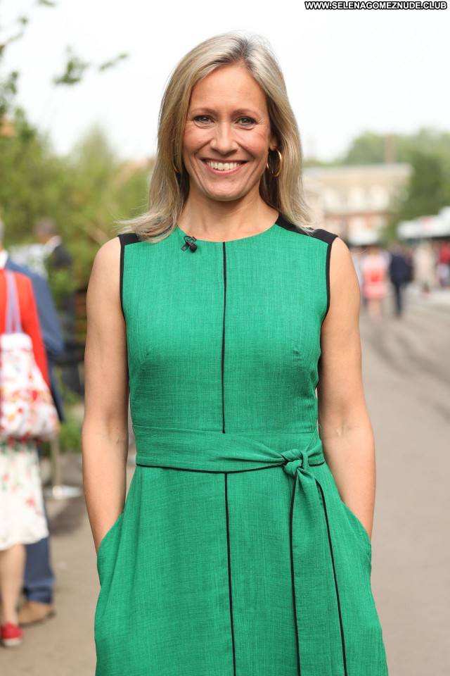 Sophie Raworth No Source Sexy Beautiful Celebrity Babe Posing Hot