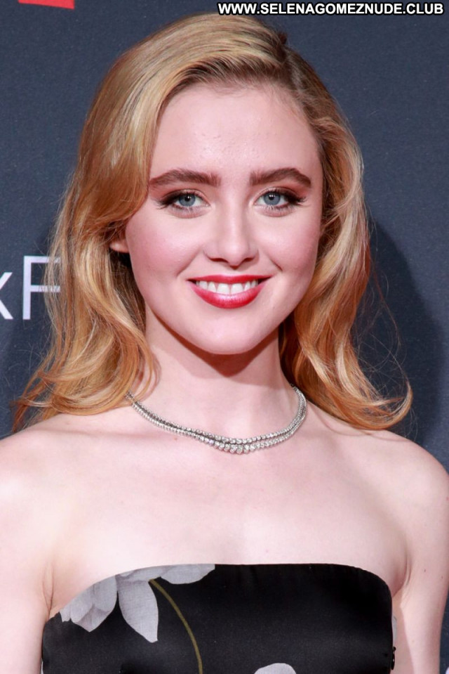 Kathryn Newton No Source Sexy Beautiful Posing Hot Babe Celebrity