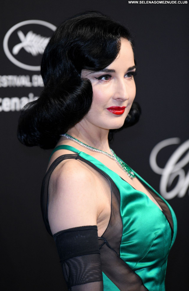 Dita Von No Source Babe Sexy Celebrity Beautiful Posing Hot