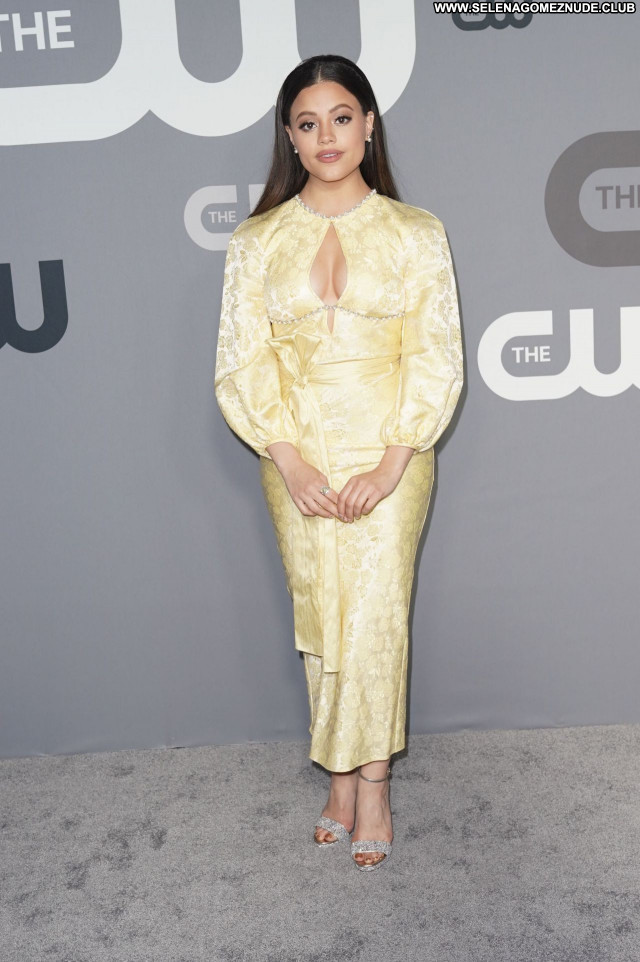 Sarah Jeffery No Source Sexy Posing Hot Babe Celebrity Beautiful
