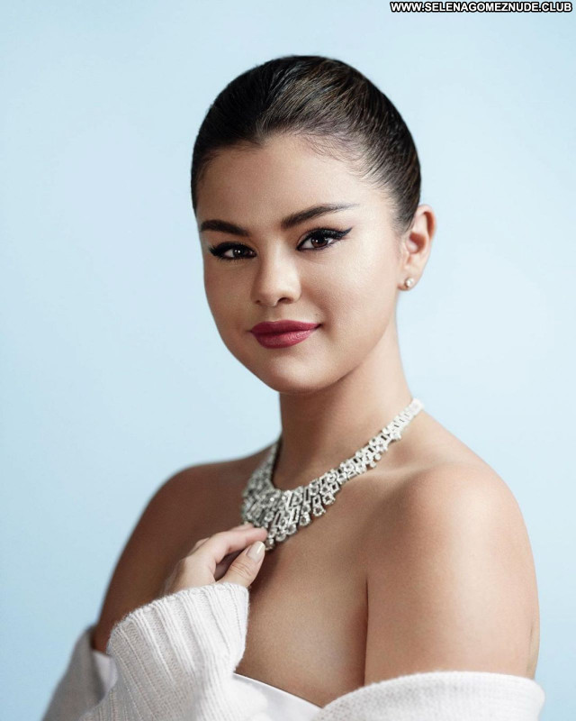 Selena Gomez No Source Beautiful Celebrity Posing Hot Babe Sexy