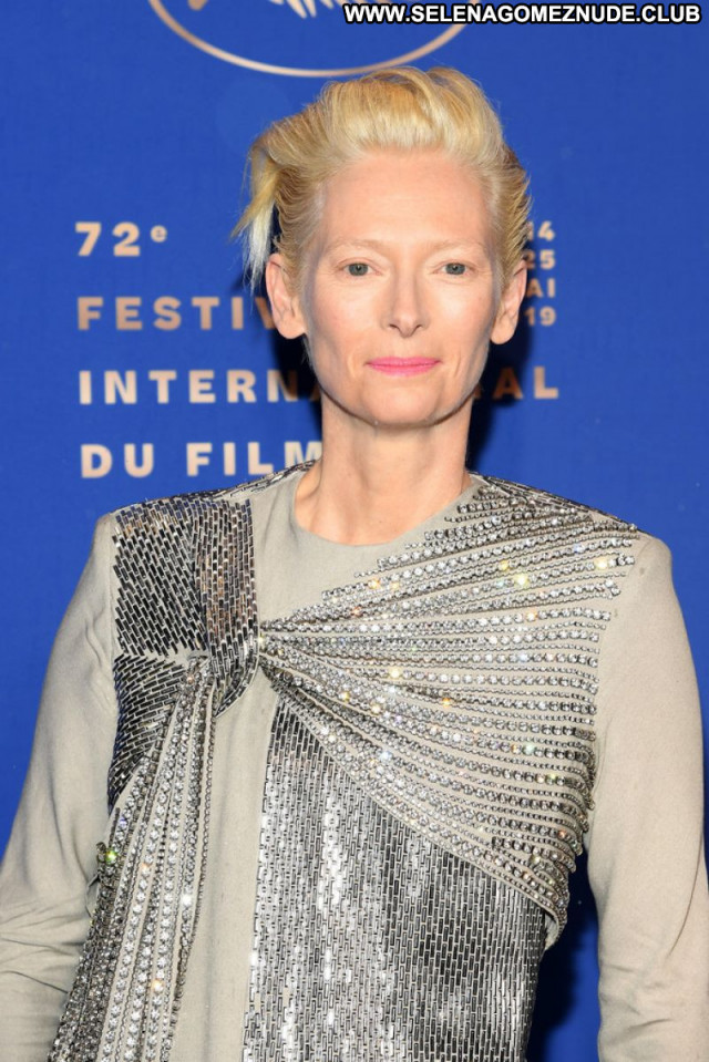 Tilda Swinton No Source Babe Posing Hot Celebrity Beautiful Sexy