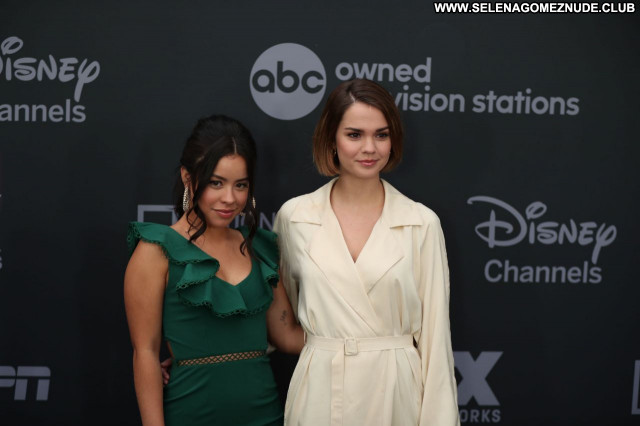 Maia Mitchell No Source Babe Celebrity Posing Hot Beautiful Sexy