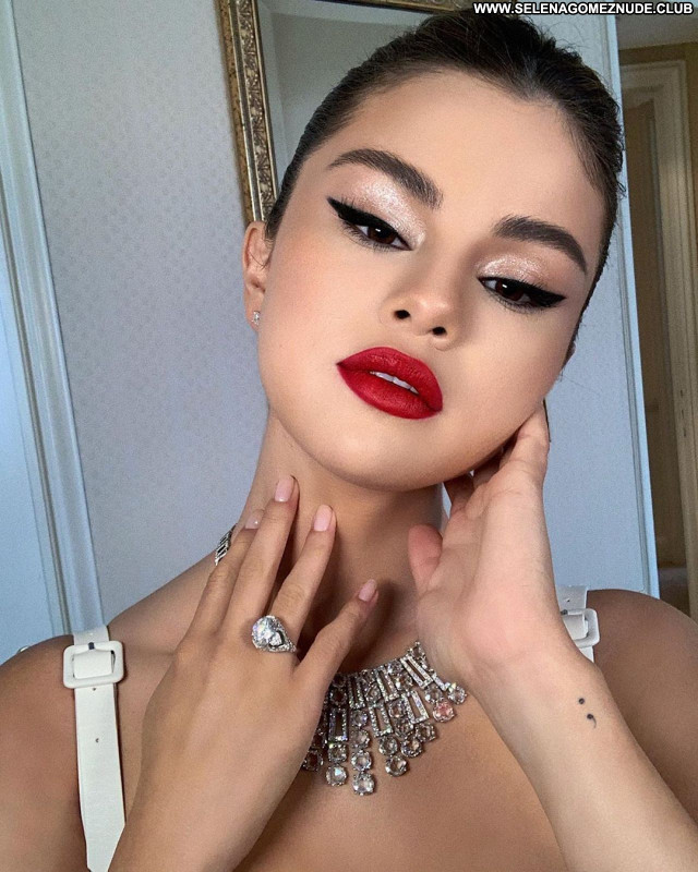 Selena Gomez No Source Babe Sexy Beautiful Celebrity Posing Hot