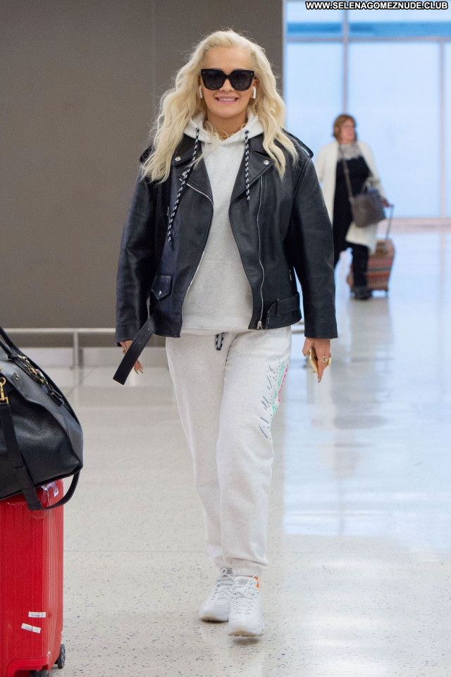Rita Ora No Source Beautiful Celebrity Sexy Babe Posing Hot