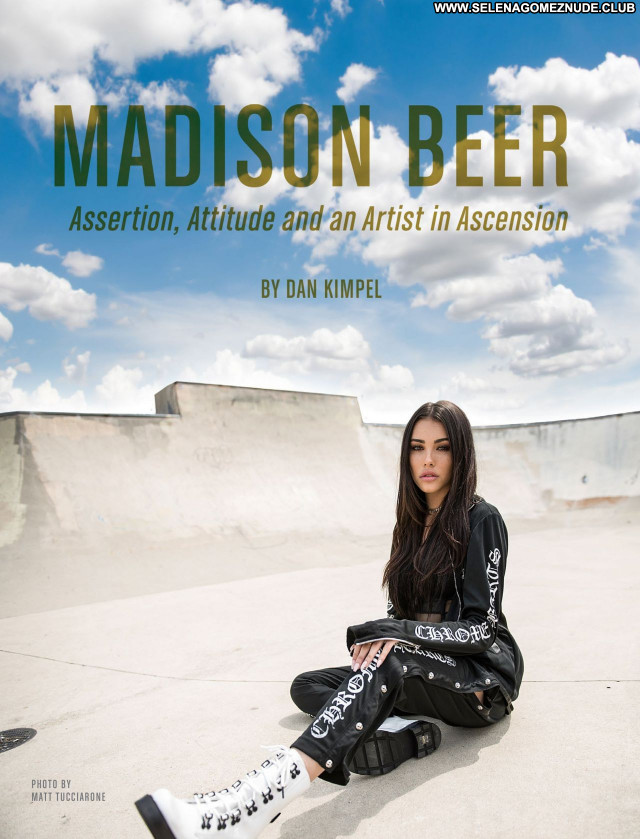 Madison Beer No Source Sexy Babe Celebrity Beautiful Posing Hot