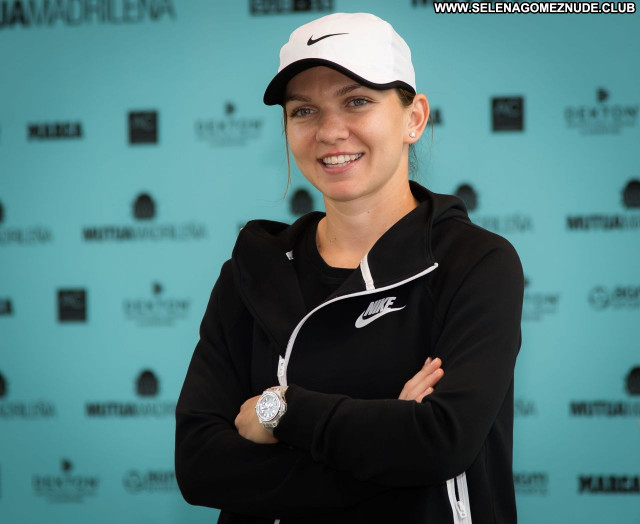 Simona Halep No Source Beautiful Babe Celebrity Sexy Posing Hot