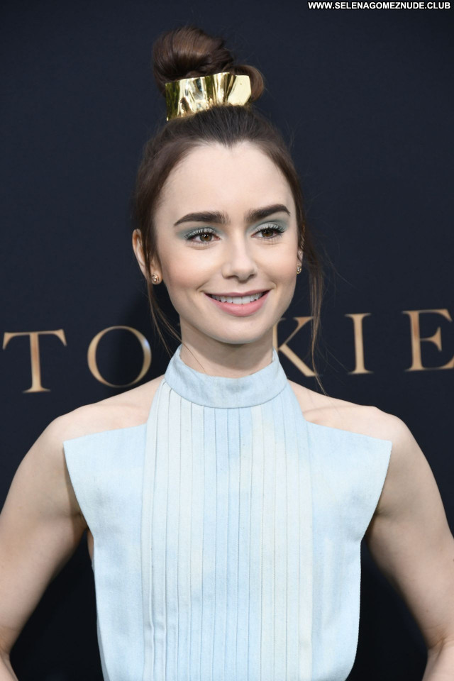 Lily Collins No Source Posing Hot Babe Beautiful Sexy Celebrity