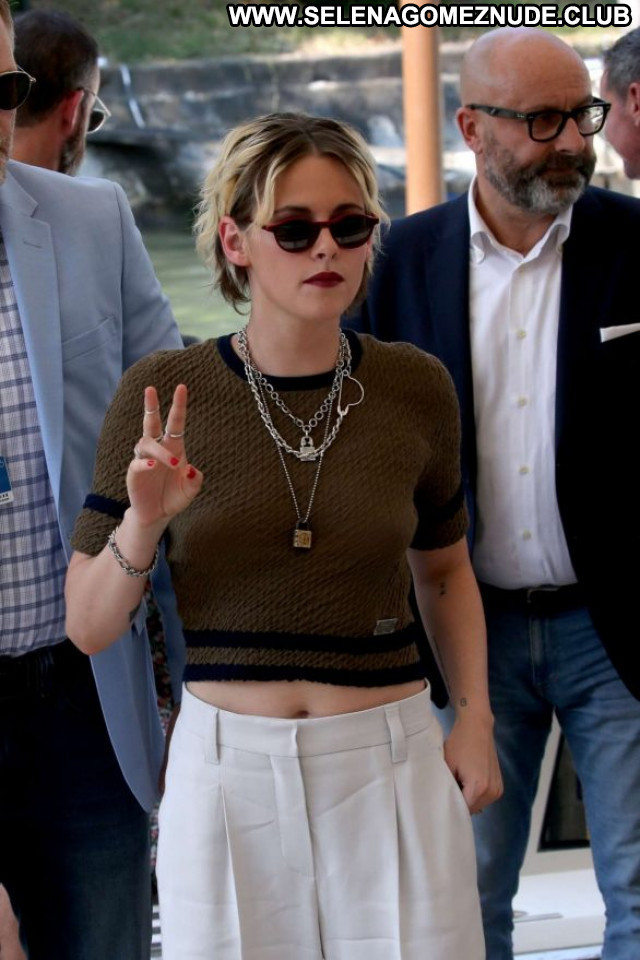 Kristen Stewart No Source Celebrity Babe Beautiful Posing Hot