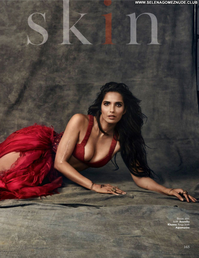 Padma Lakshmi No Source Posing Hot Celebrity Sexy Babe Beautiful