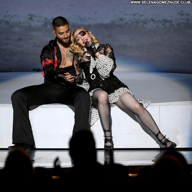 Madonna Performs No Source  Sexy Posing Hot Beautiful Celebrity Babe