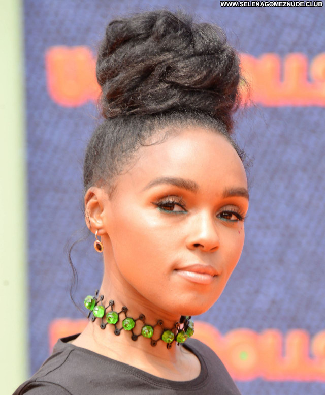 Janelle Monae No Source Babe Beautiful Celebrity Sexy Posing Hot