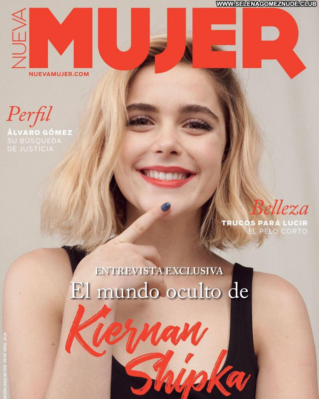 Kiernan Shipka No Source Sexy Celebrity Babe Posing Hot Beautiful