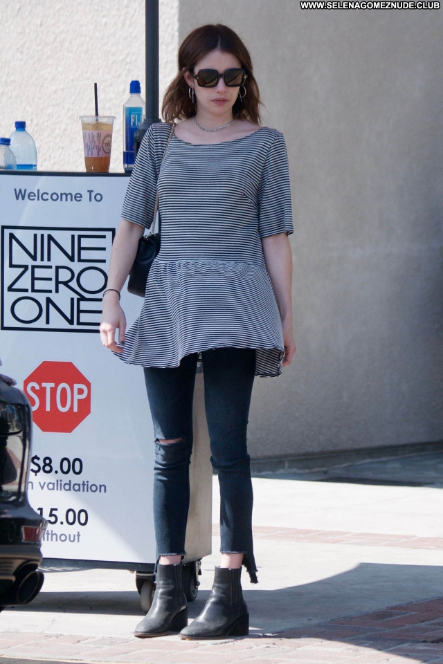 Emma Roberts No Source Celebrity Sexy Posing Hot Babe Beautiful