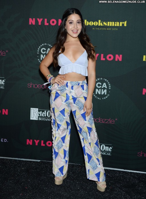 Cinthya Carmona Babe Sexy Celebrity Straight Beautiful Posing Hot