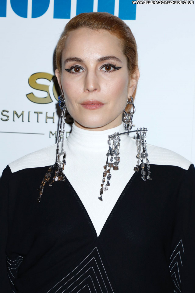 Noomi Rapace No Source Posing Hot Celebrity Sexy Babe Beautiful