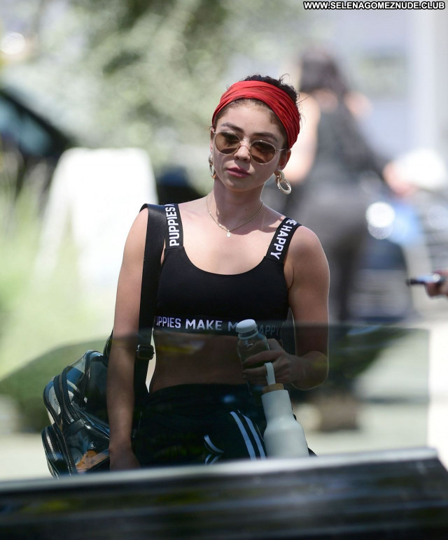 Sarah Hyland No Source Beautiful Celebrity Sexy Posing Hot Babe