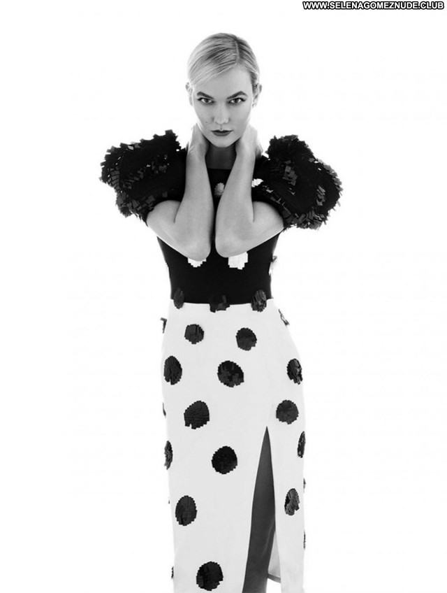 Karlie Kloss No Source Beautiful Sexy Celebrity Posing Hot Babe