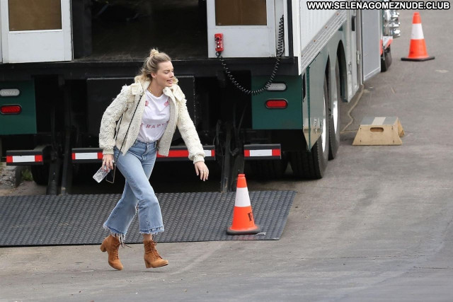 Margot Robbie No Source Sexy Celebrity Babe Beautiful Posing Hot