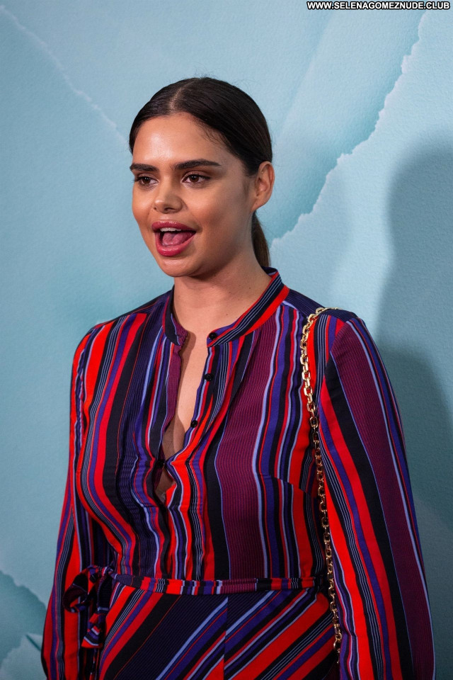 Nude Celebrity samantha harris Pictures and Videos Archives - Famous