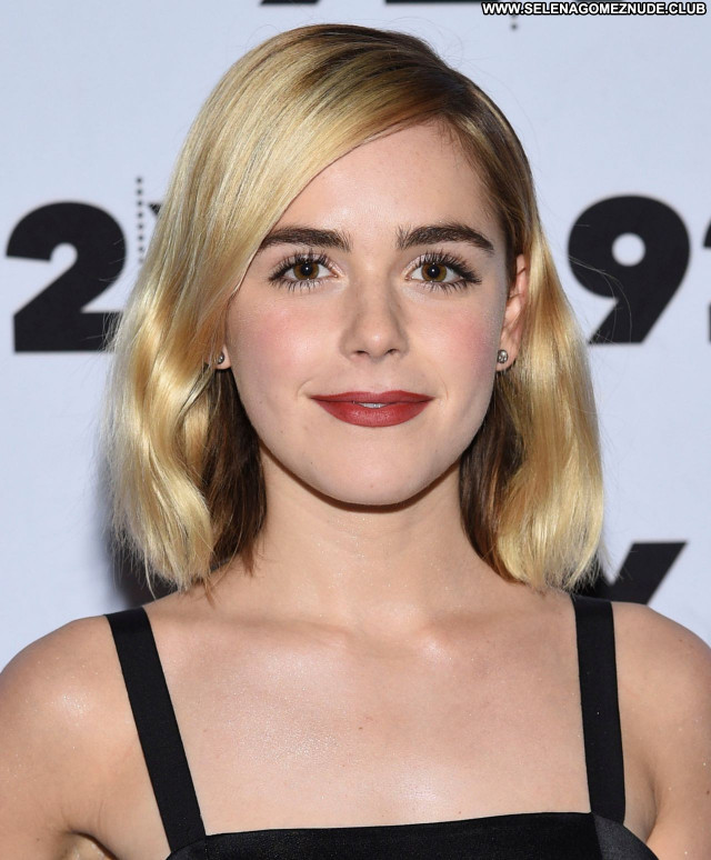 Kiernan Shipka No Source Beautiful Posing Hot Babe Sexy Celebrity