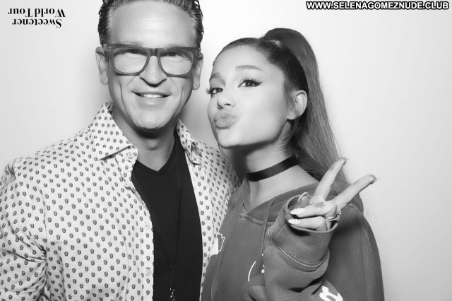 Ariana Grande No Source Babe Celebrity Beautiful Sexy Posing Hot