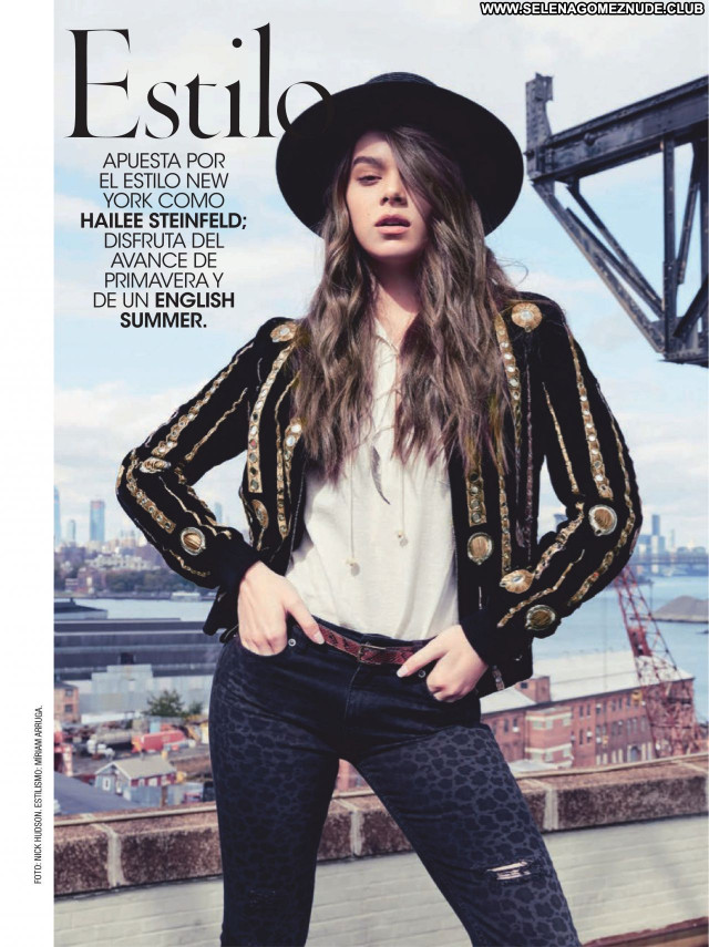 Hailee Steinfeld No Source Sexy Celebrity Posing Hot Beautiful Babe