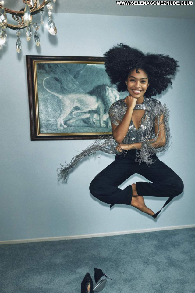 Yara Shahidi No Source Beautiful Sexy Babe Celebrity Posing Hot