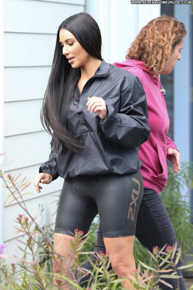 Kim Kardashian No Source Babe Posing Hot Beautiful Sexy Celebrity