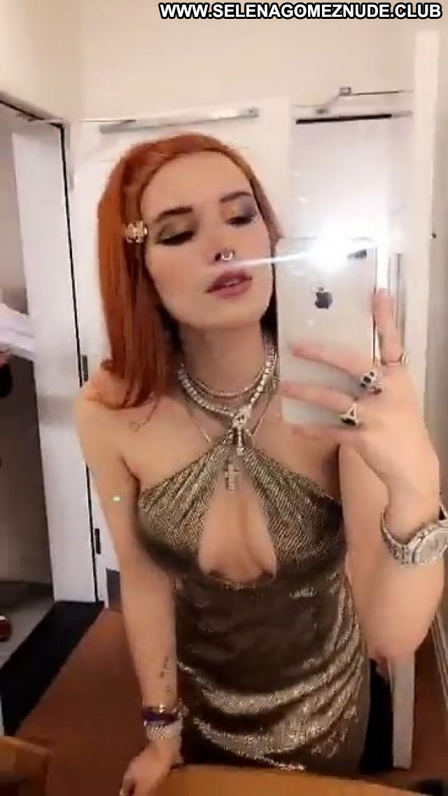 Bella Thorne No Source Babe Posing Hot Sexy Celebrity Beautiful