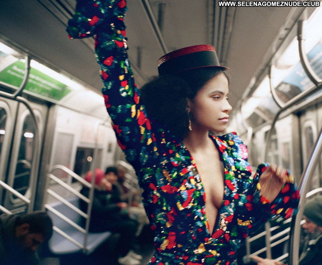 Zazie Beetz No Source  Posing Hot Beautiful Celebrity Babe Sexy