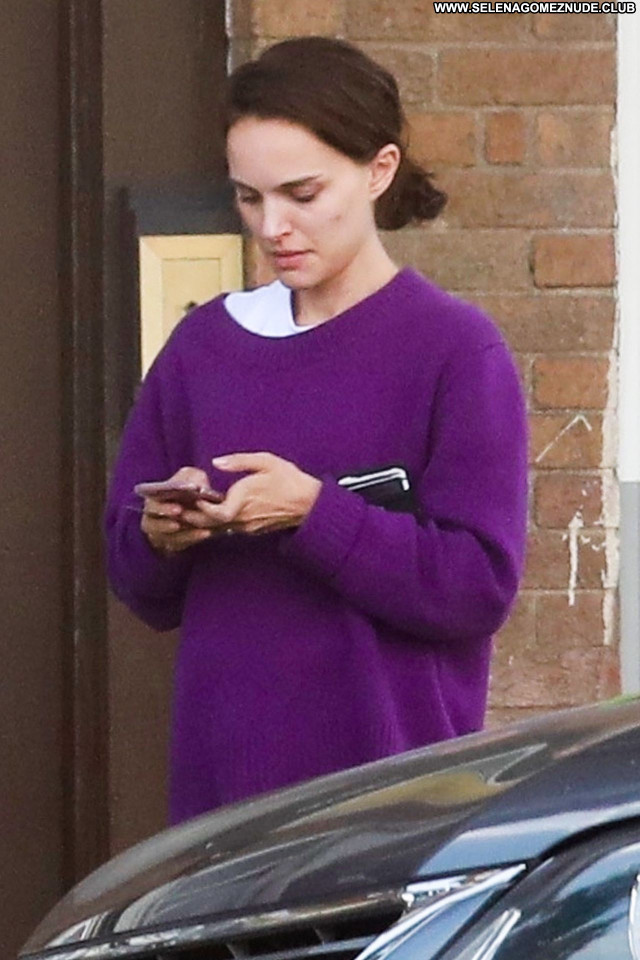 Natalie Portman No Source Sexy Babe Celebrity Posing Hot Beautiful