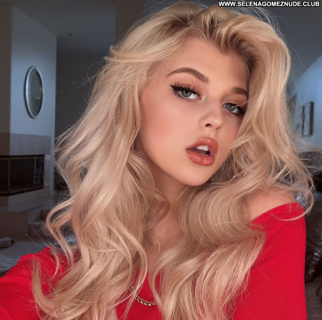 Loren Gray No Source  Celebrity Beautiful Posing Hot Babe Sexy