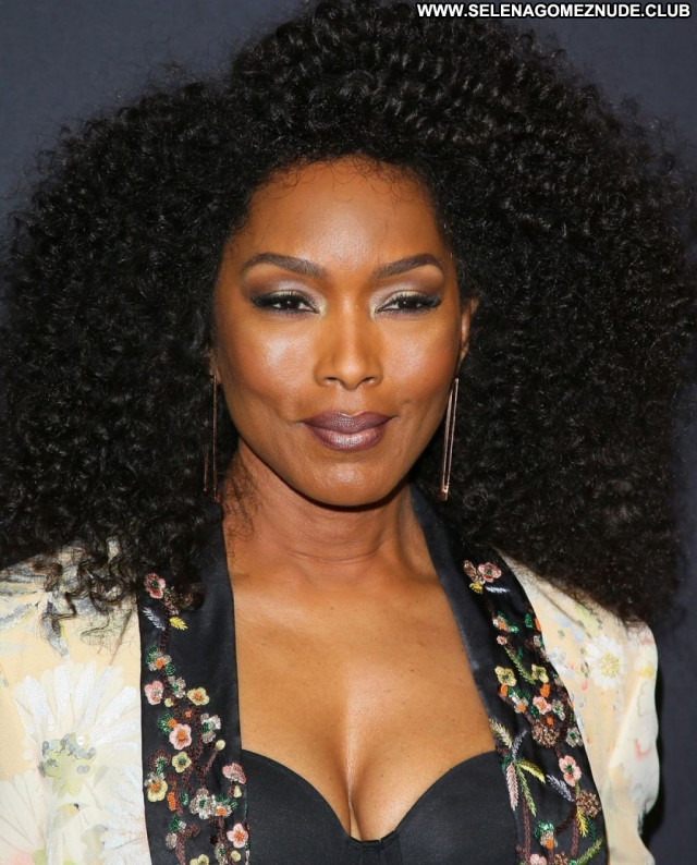 Angela Bassett No Source Celebrity Sexy Babe Posing Hot Beautiful