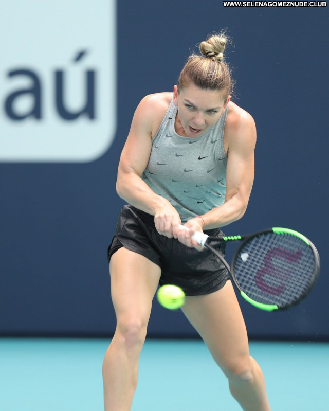 Simona halep naked