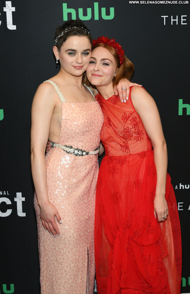 Joey King No Source Sexy Beautiful Posing Hot Babe Celebrity