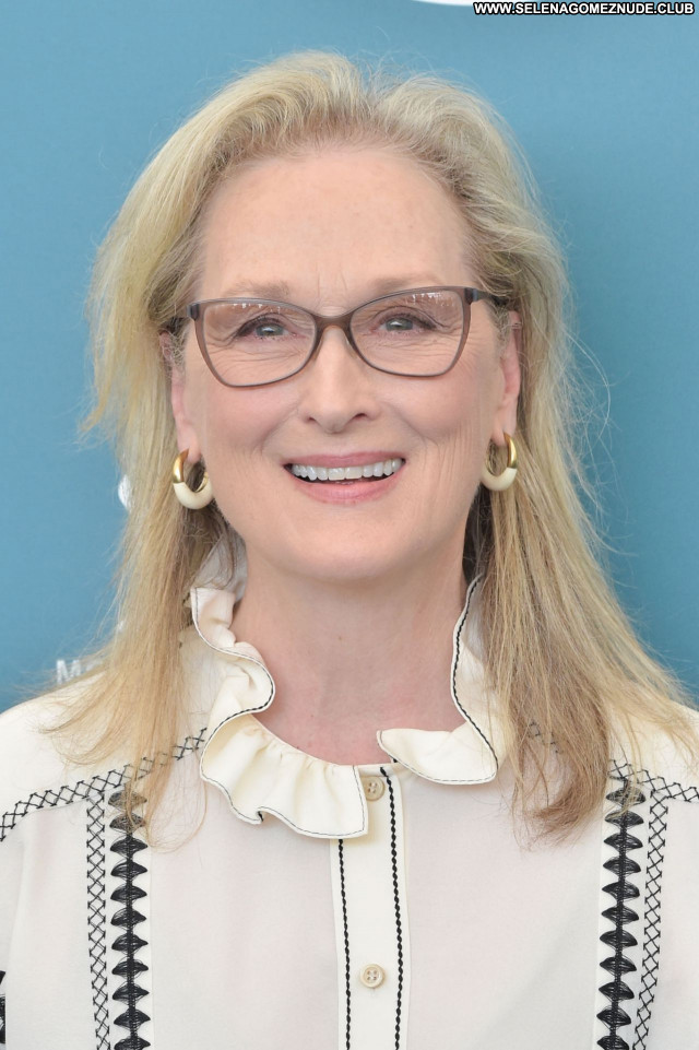 Meryl Streep No Source Beautiful Celebrity Sexy Posing Hot Babe