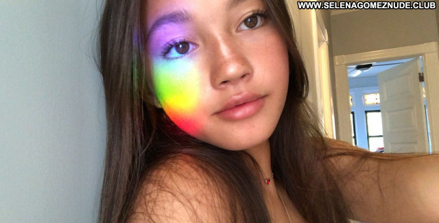 Lily Chee Sexy Posing Hot Celebrity Babe Beautiful