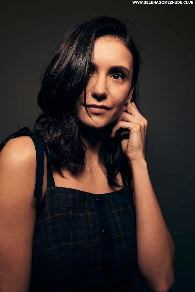 Nina Dobrev No Source  Babe Sexy Beautiful Posing Hot Celebrity