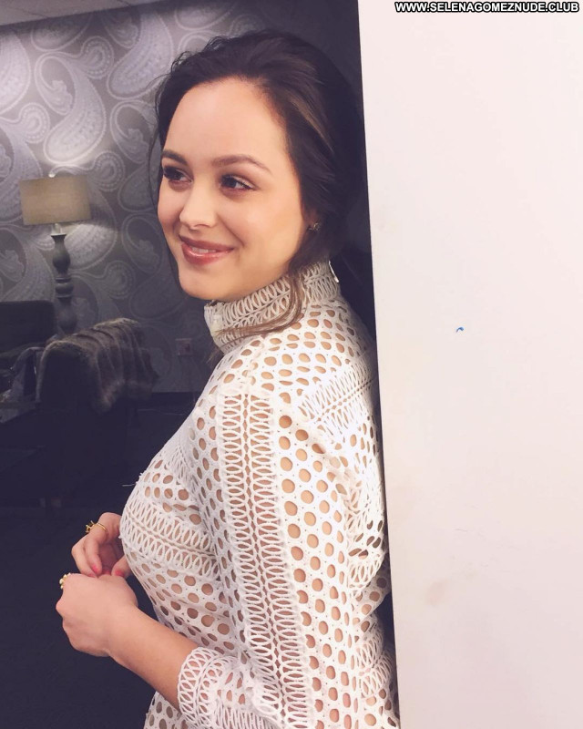 Hayley Orrantia No Source Celebrity Babe Beautiful Sexy Posing Hot