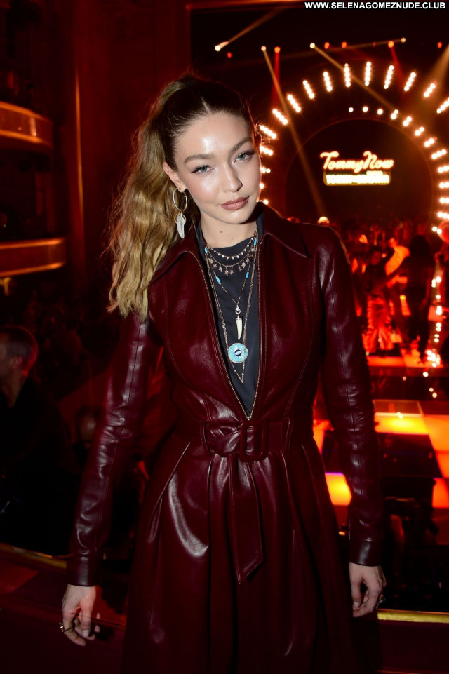 Gigi Hadid No Source Sexy Celebrity Posing Hot Babe Beautiful