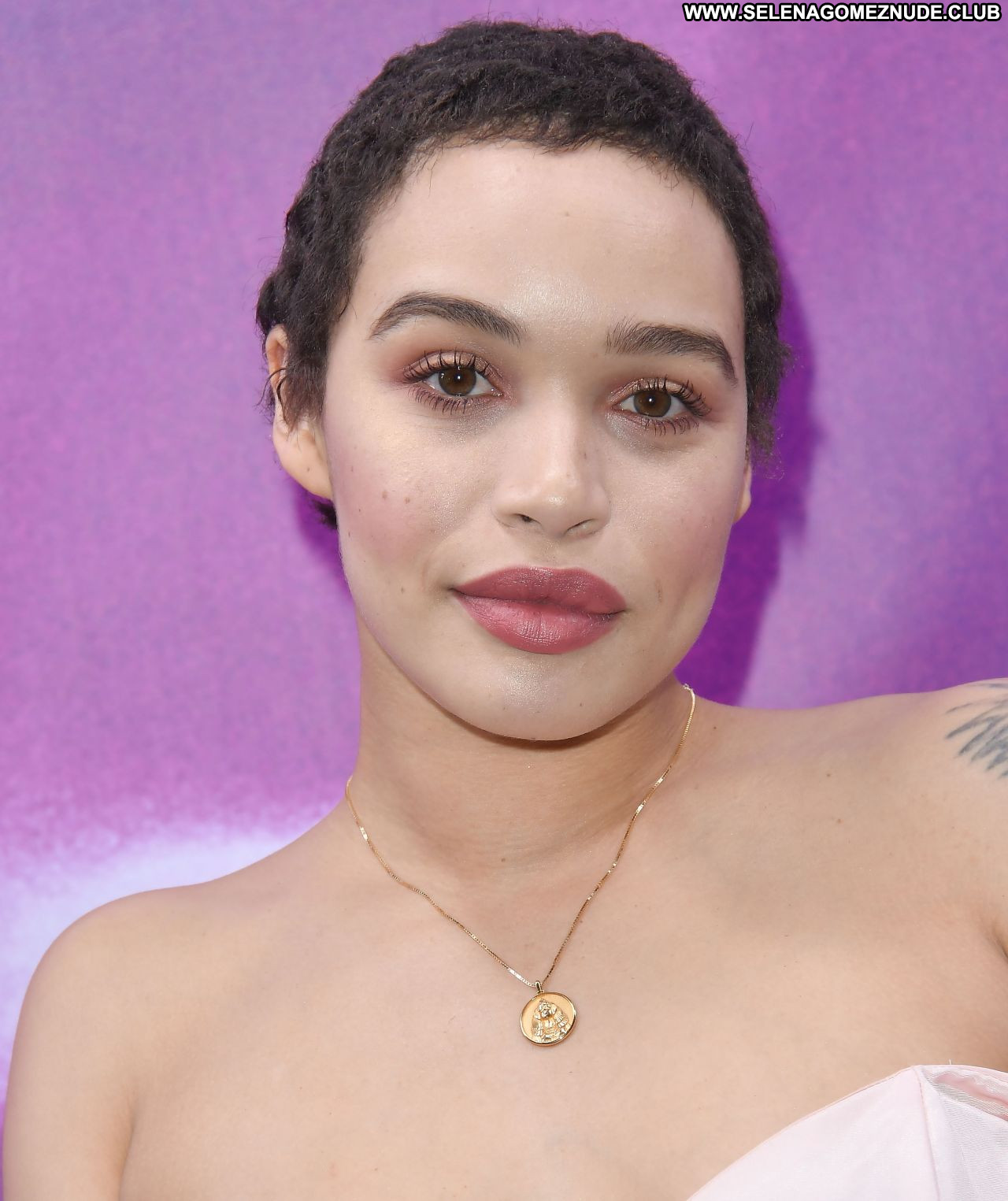 Cleopatra coleman naked