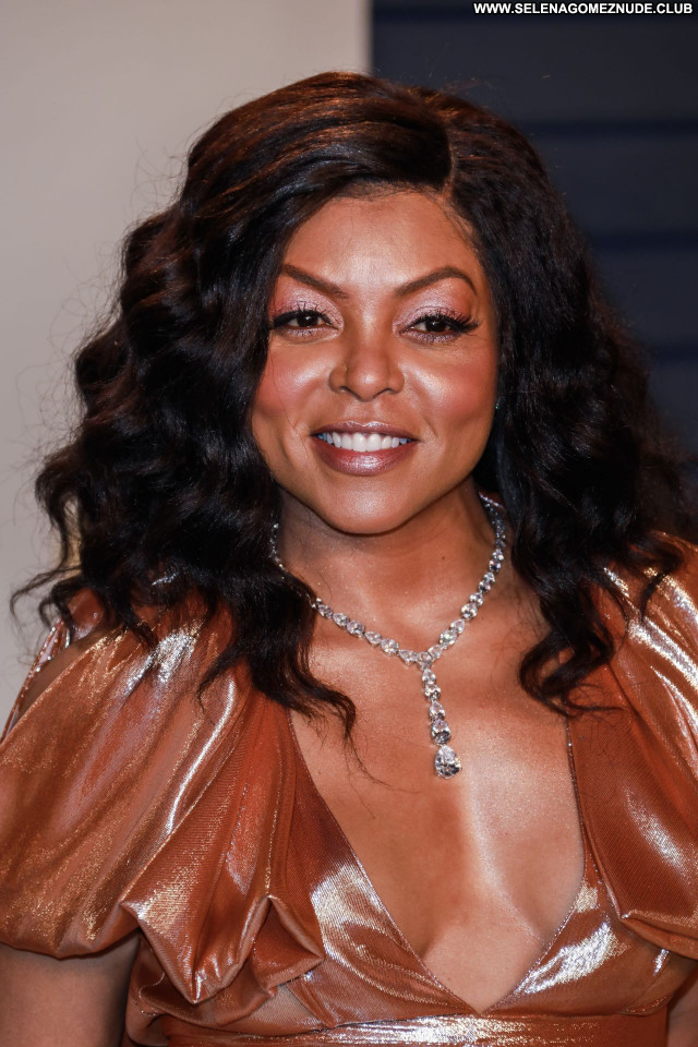 Taraji P No Source Posing Hot Babe Sexy Celebrity Beautiful