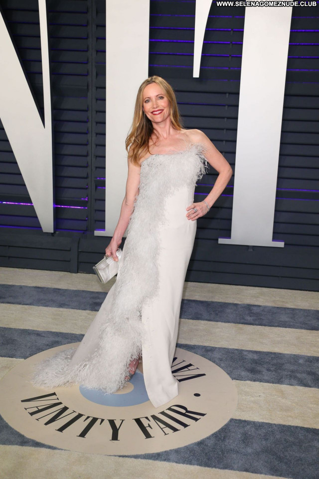 Leslie Mann No Source Celebrity Babe Posing Hot Beautiful Sexy